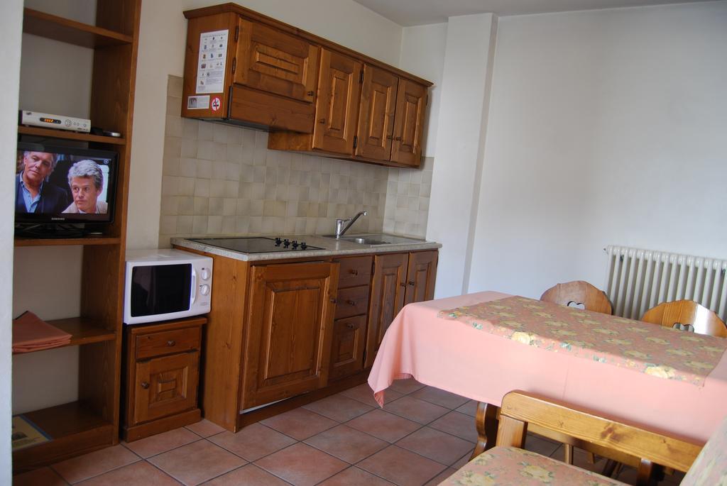 Chalet Gardenia Bormio Szoba fotó