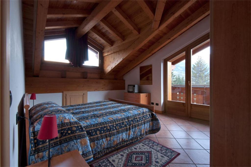 Chalet Gardenia Bormio Szoba fotó